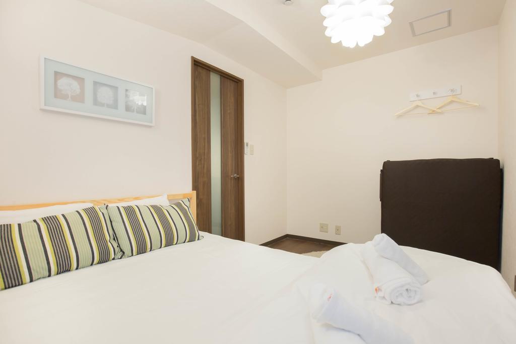 Apartamento Sakuragawa House Osaka Exterior foto